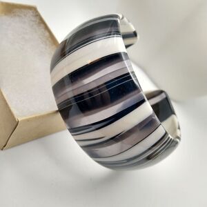Zebra color melt plastic cuff‎ bracelet